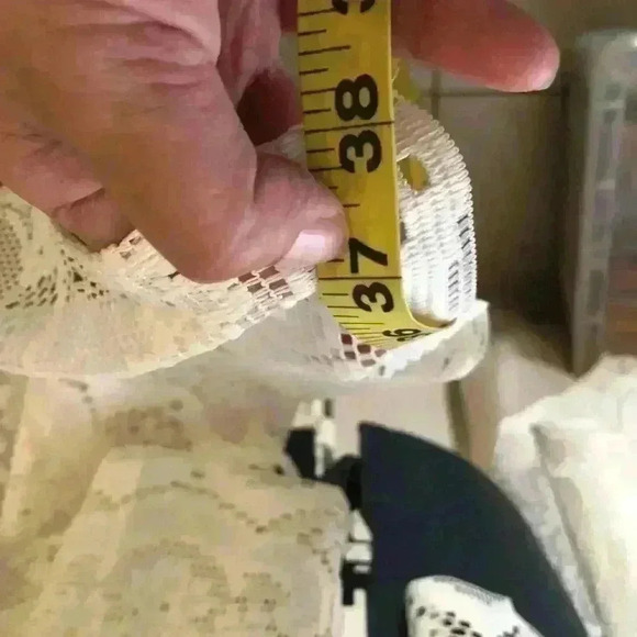 Handmade Vtg fabric lace poncho shrug Women S-Large? - Picture 8 of 9